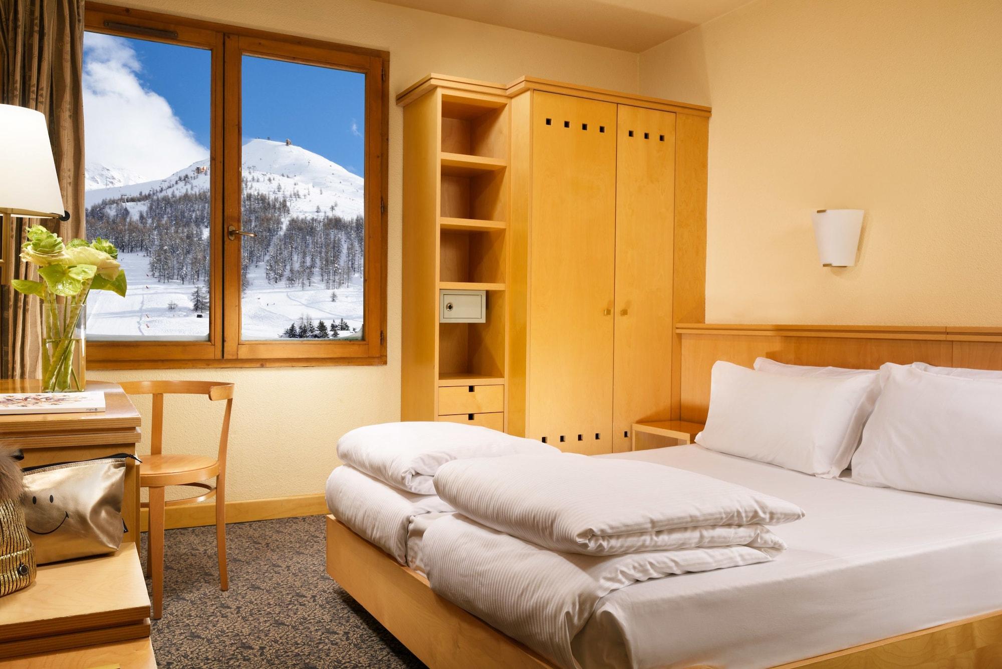 Hotel Club Uappala سيستريير المظهر الخارجي الصورة